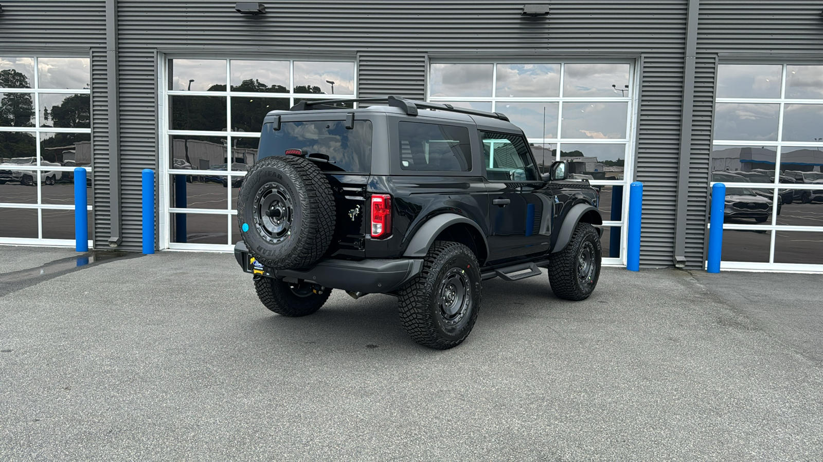 2024 Ford Bronco Black Diamond 6