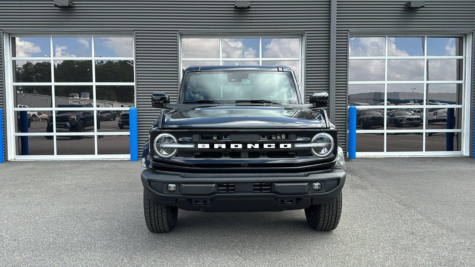 2024 Ford Bronco Outer Banks 10