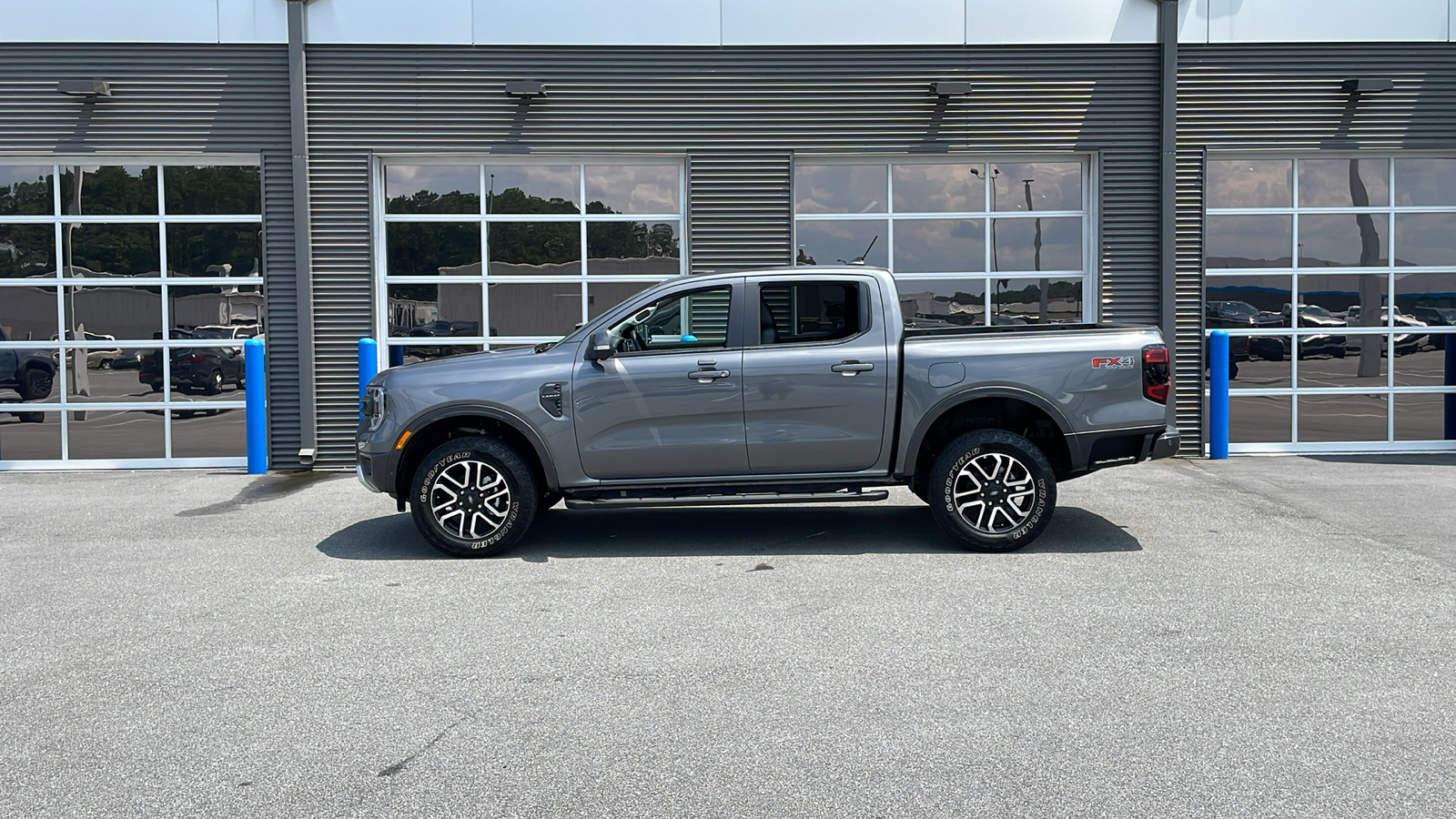 2024 Ford Ranger Lariat 2