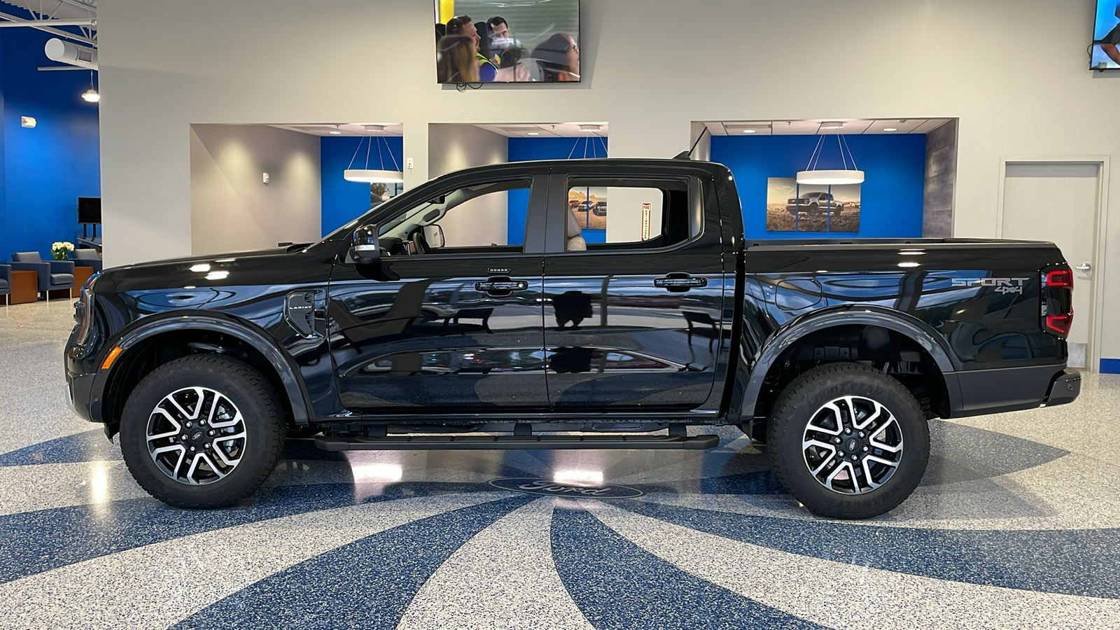 2024 Ford Ranger Lariat 2