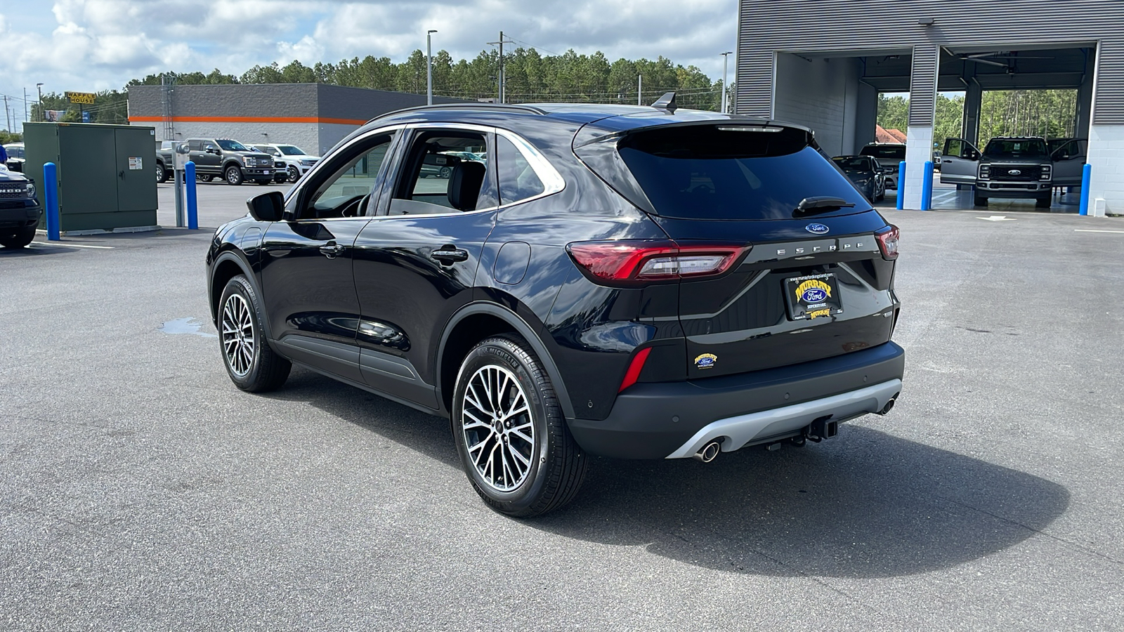 2024 Ford Escape Plug-In Hybrid 3