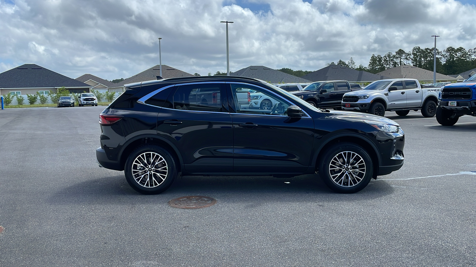 2024 Ford Escape Plug-In Hybrid 8