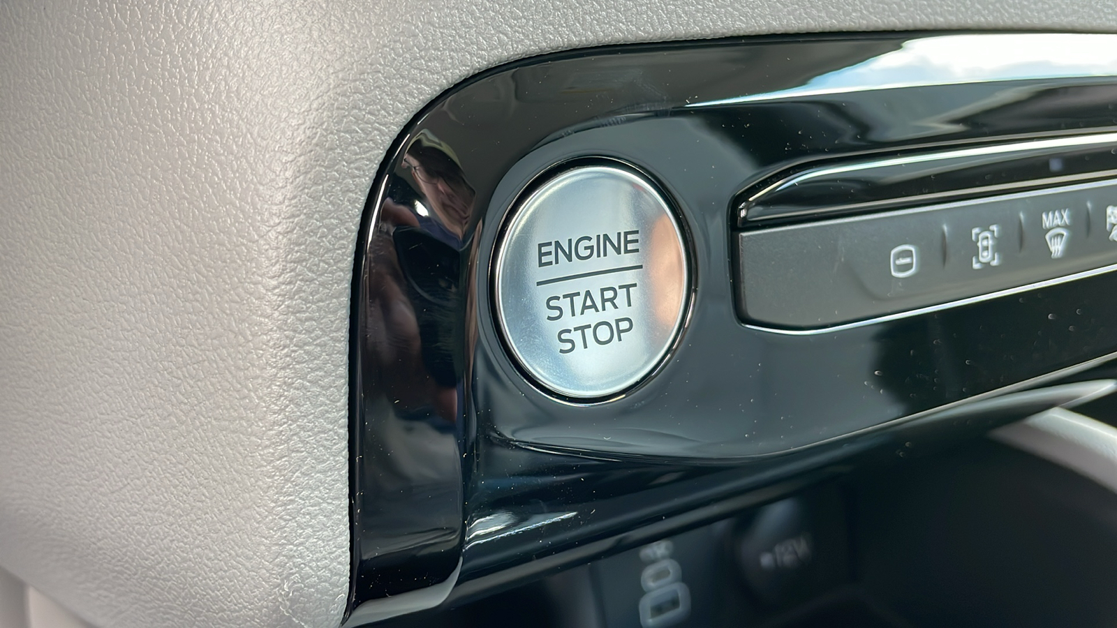 2024 Ford Escape Plug-In Hybrid 19
