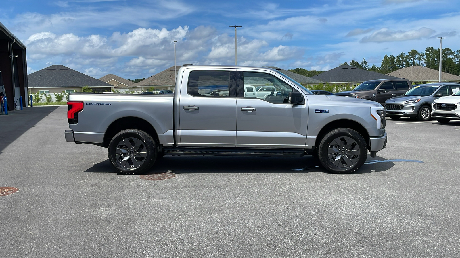 2024 Ford F-150 Lightning Flash 8