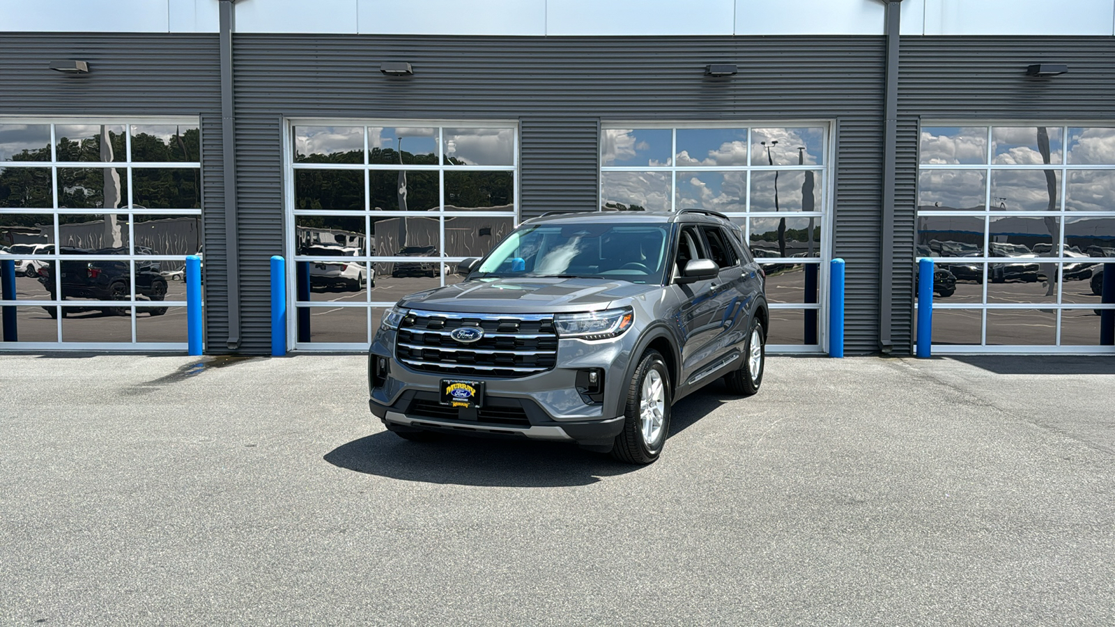 2025 Ford Explorer Active 1