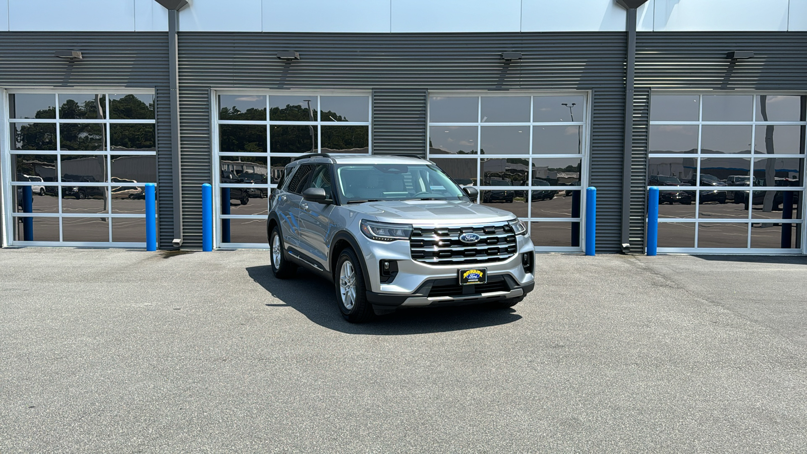 2025 Ford Explorer Active 9