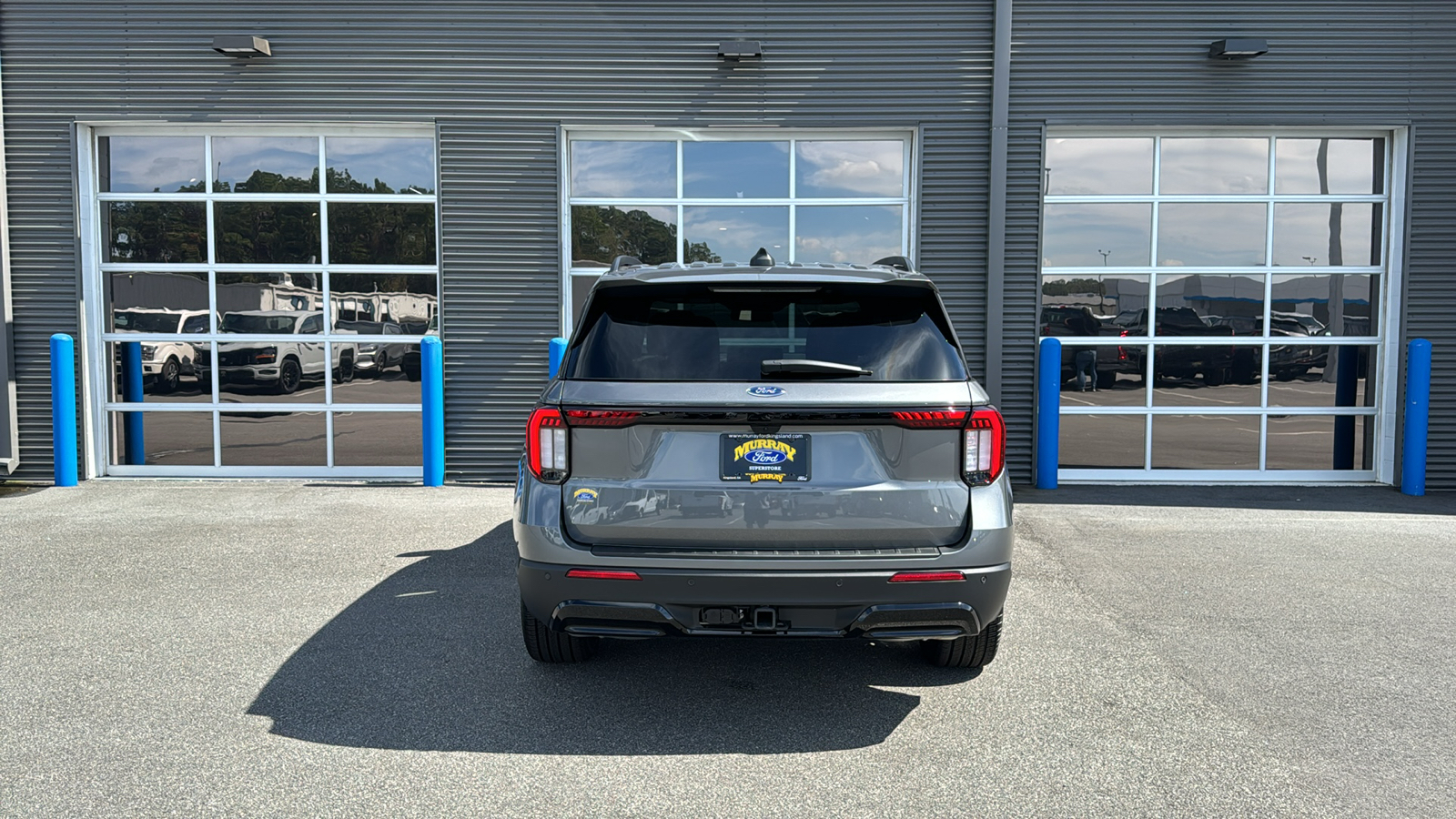 2025 Ford Explorer ST-Line 4