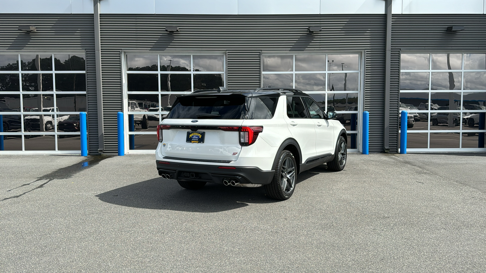 2025 Ford Explorer ST 7