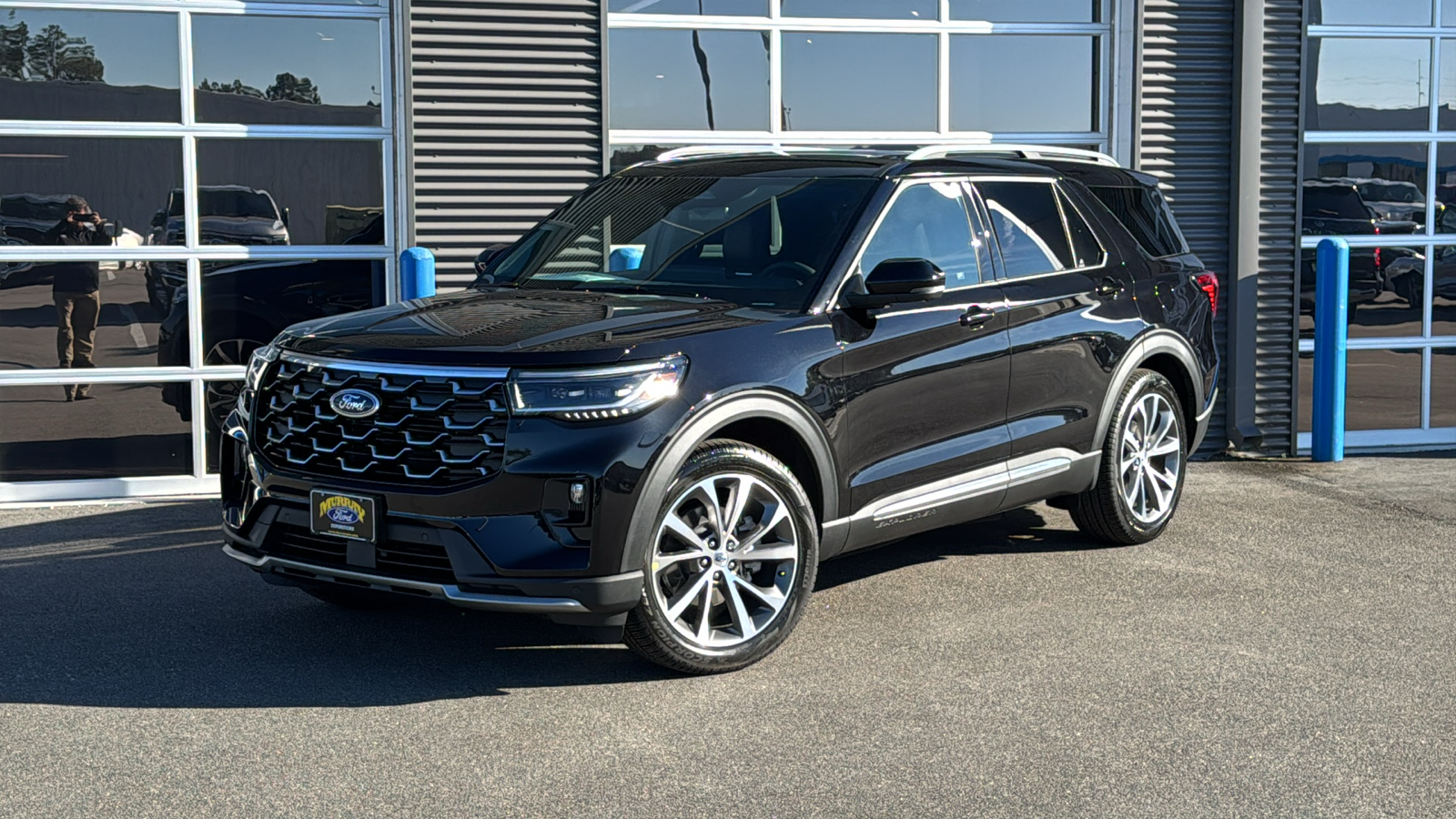 2025 Ford Explorer Platinum 1