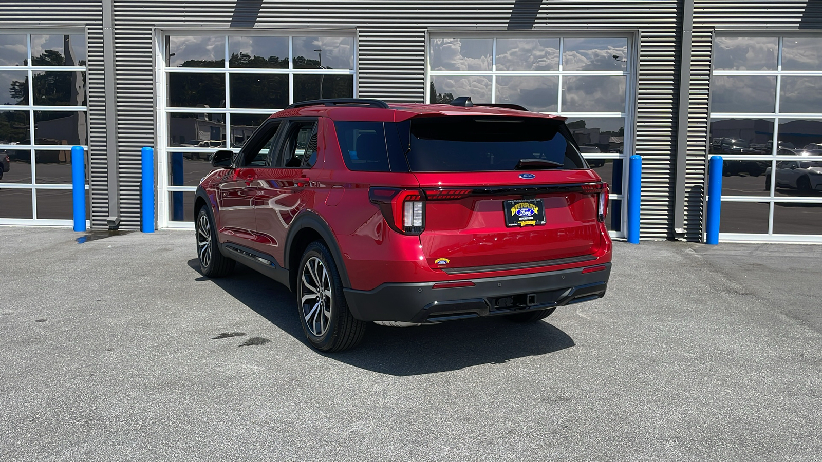 2025 Ford Explorer ST-Line 3