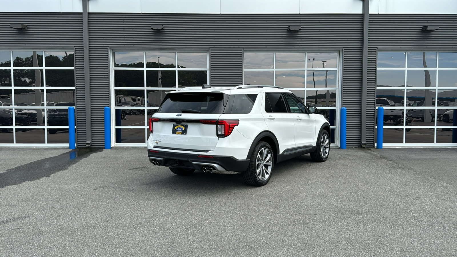 2025 Ford Explorer Platinum 7