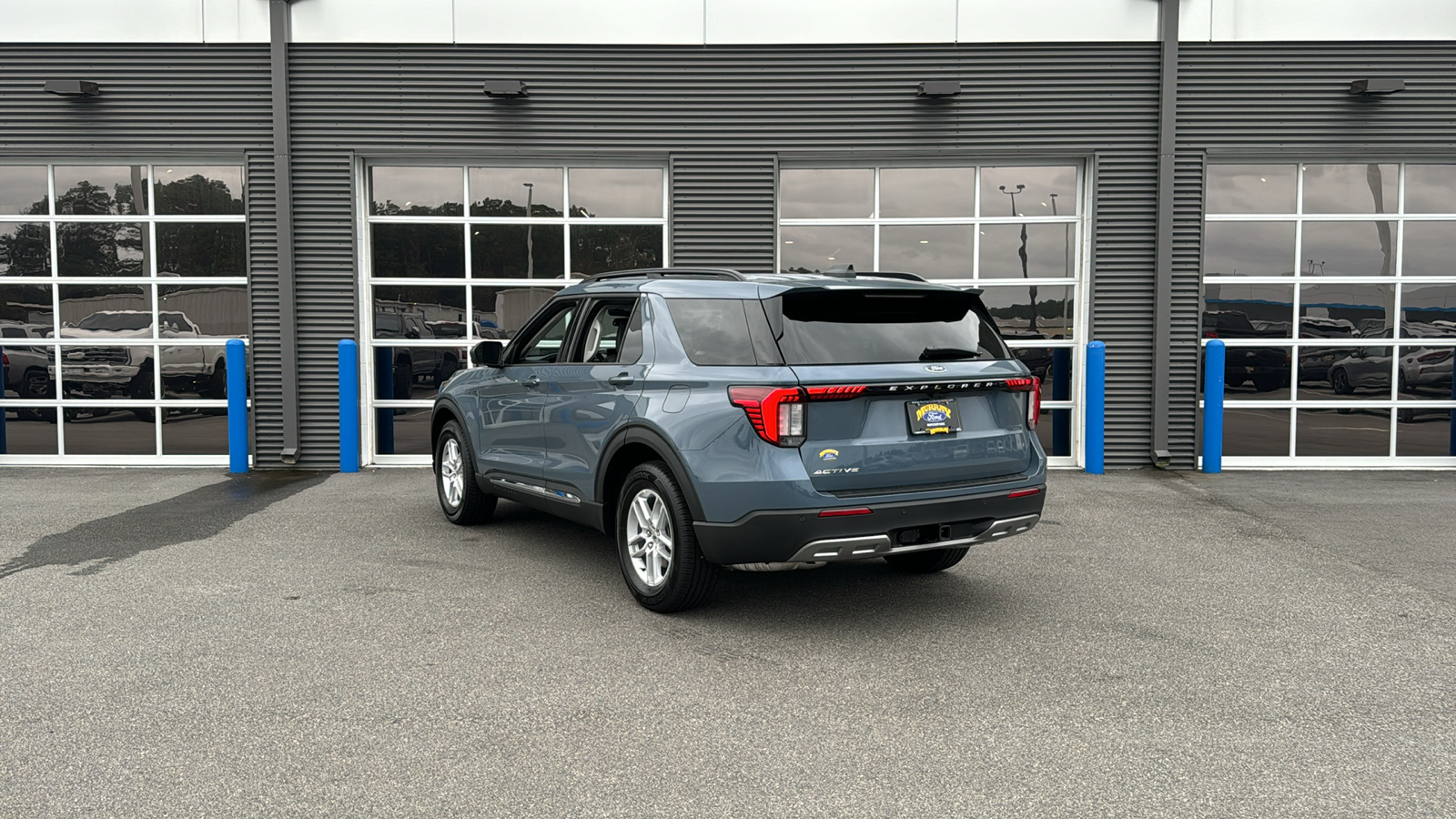 2025 Ford Explorer Active 3