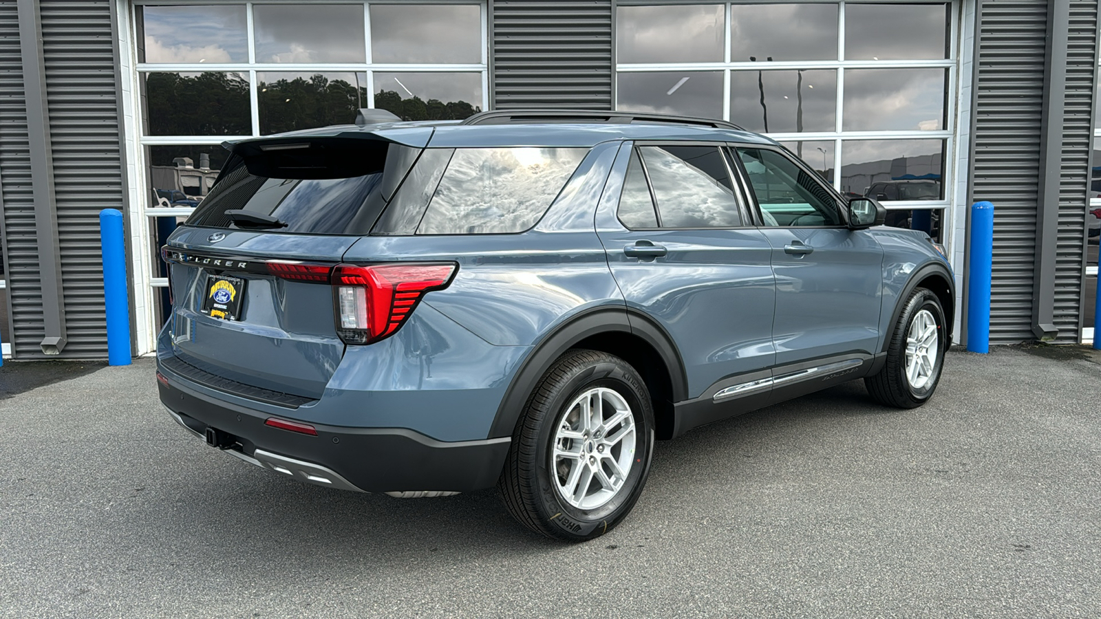 2025 Ford Explorer Active 7