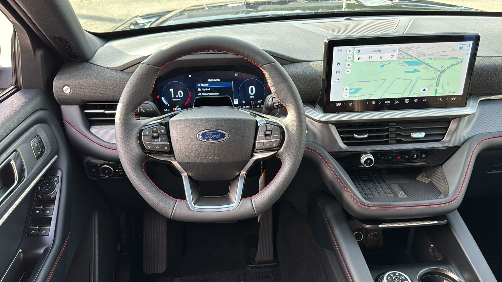 2025 Ford Explorer ST-Line 17