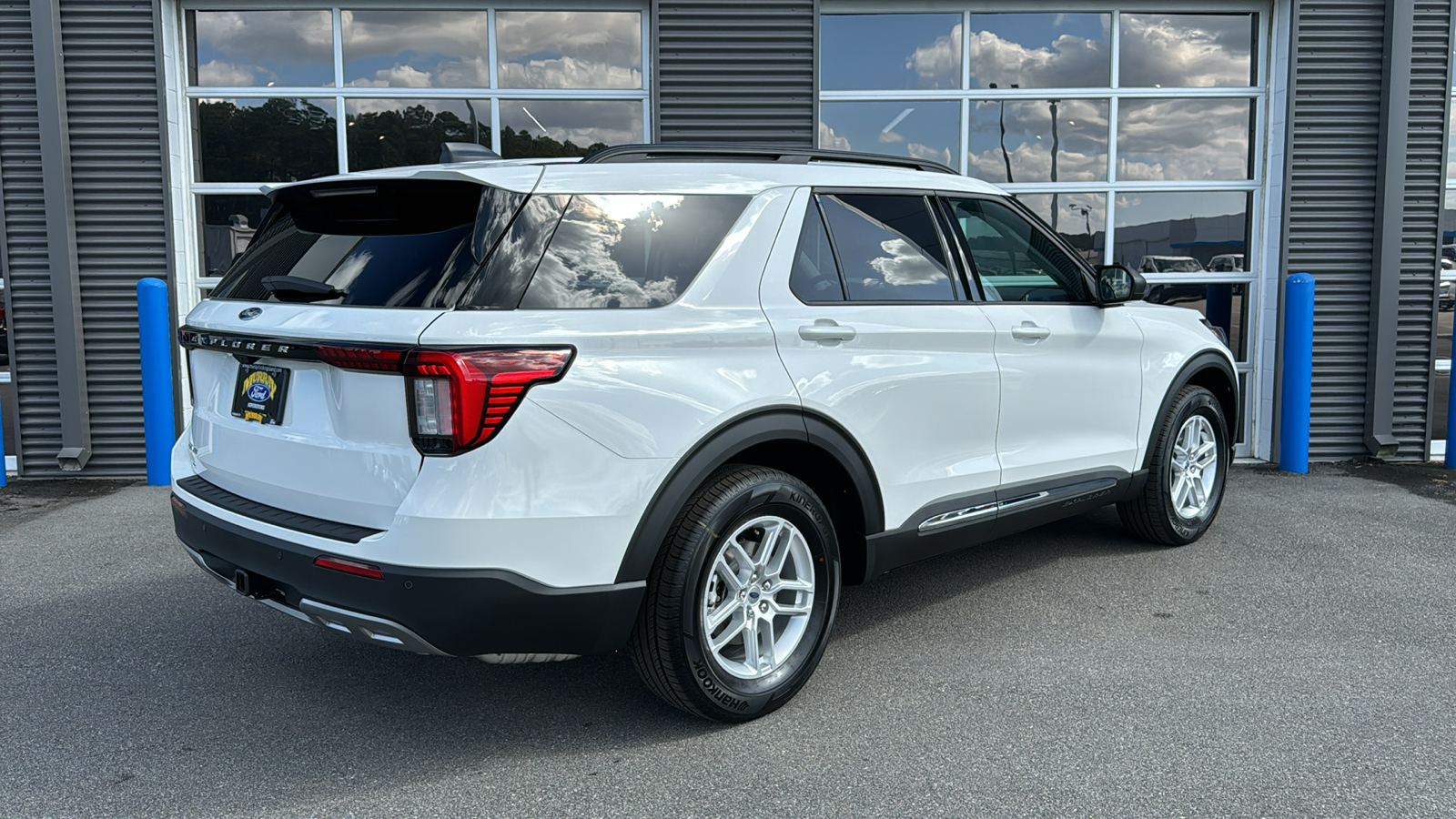 2025 Ford Explorer Active 7