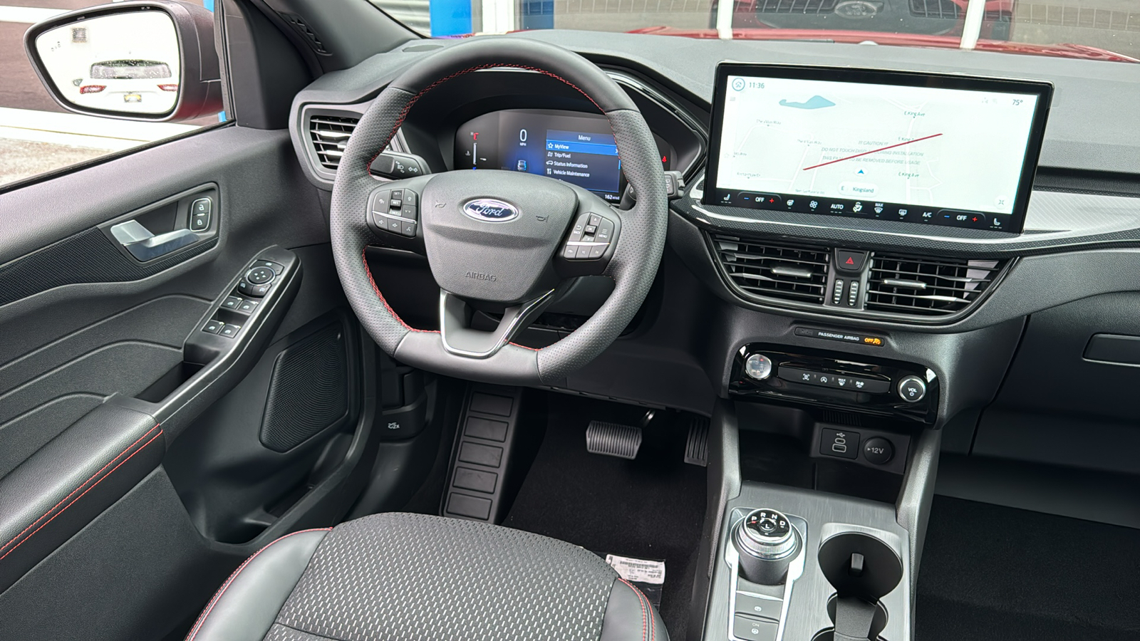 2025 Ford Escape ST-Line 27