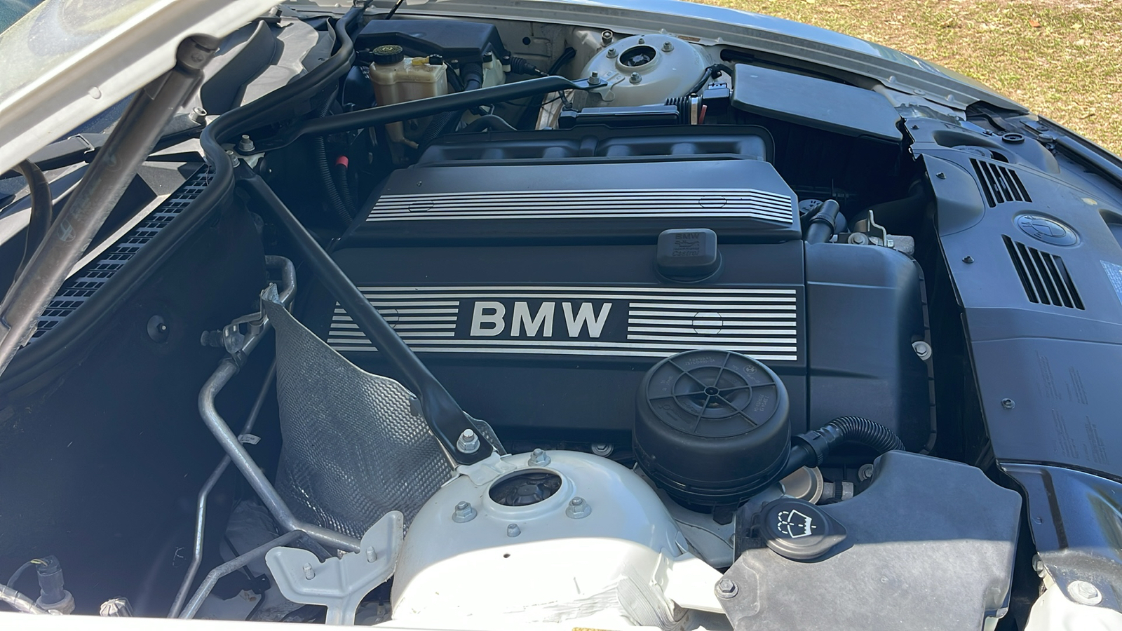 2005 BMW Z4 2.5i 24