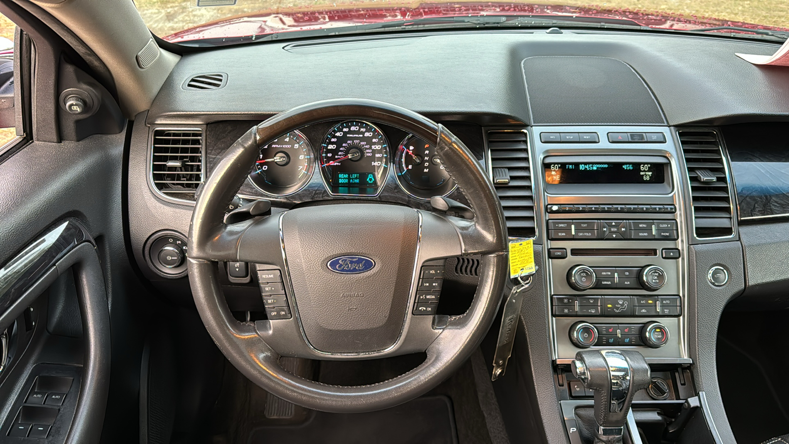 2012 Ford Taurus Limited 16