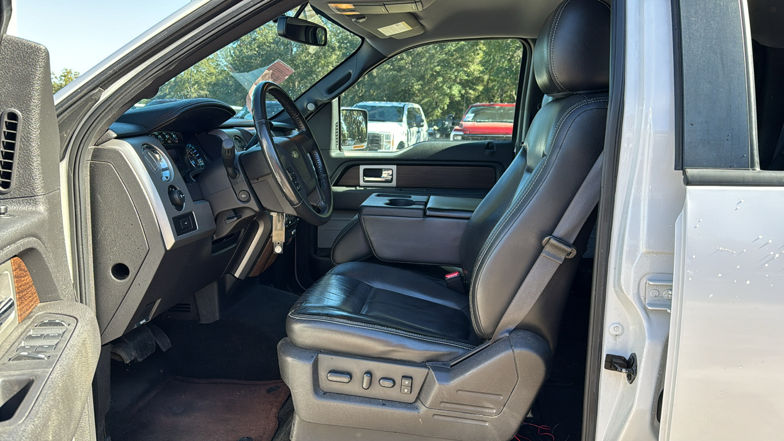 2013 Ford F-150  15