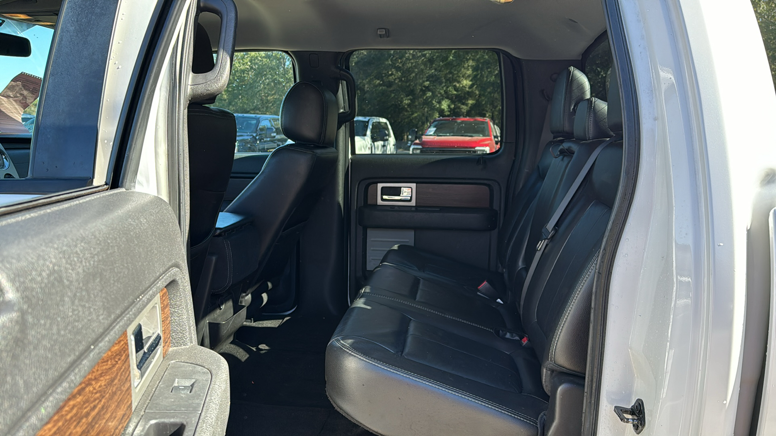 2013 Ford F-150  16