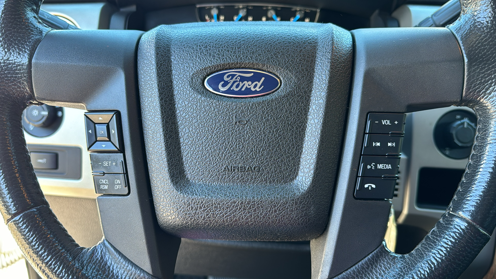 2013 Ford F-150  21