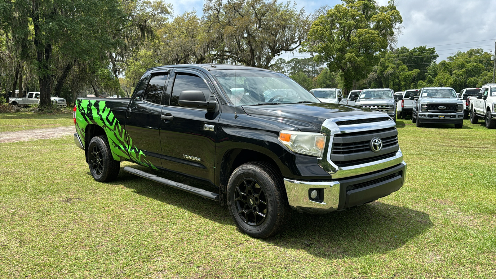 2014 Toyota Tundra SR5 1