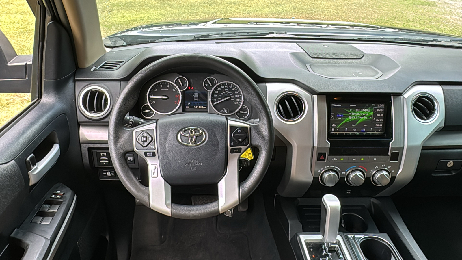 2014 Toyota Tundra SR5 17