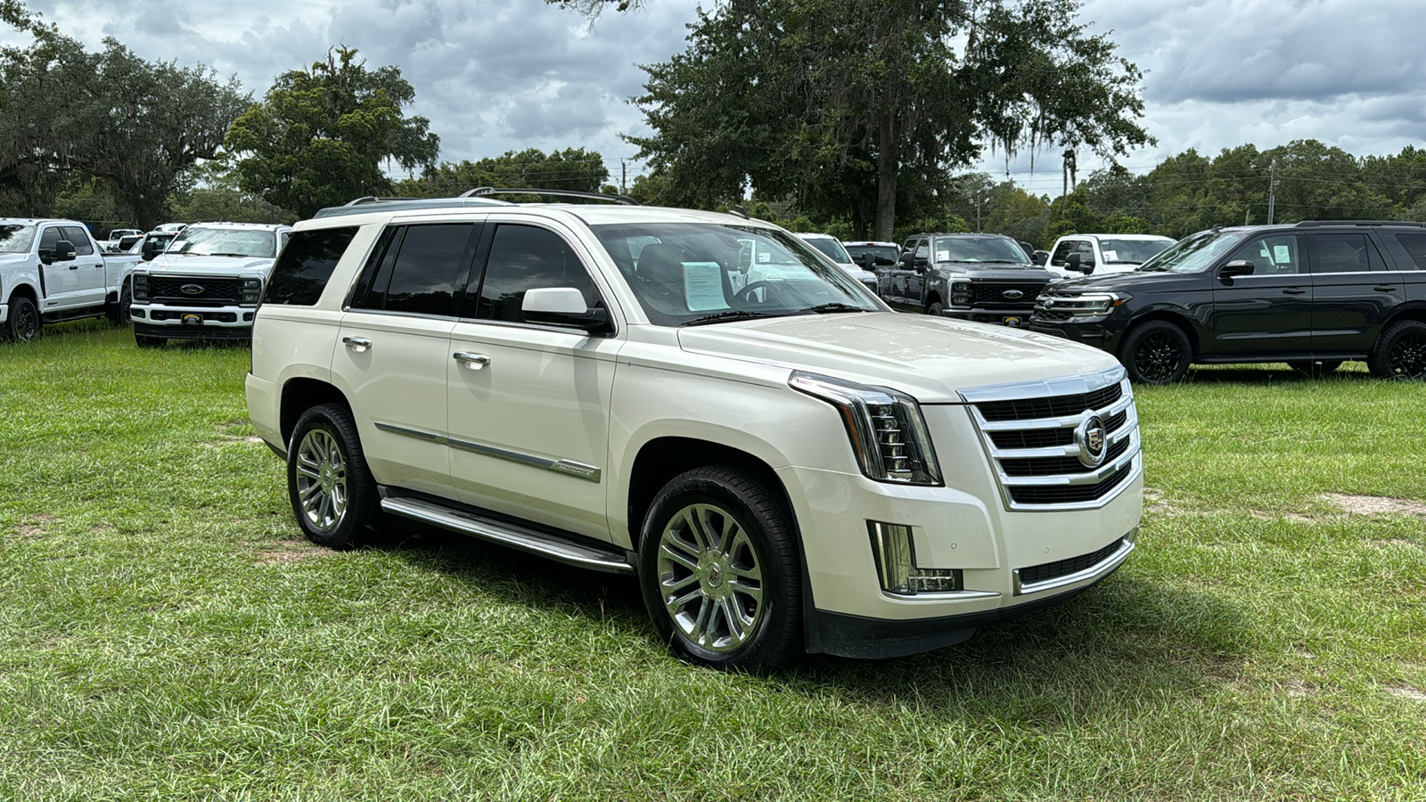 2015 Cadillac Escalade Base 1