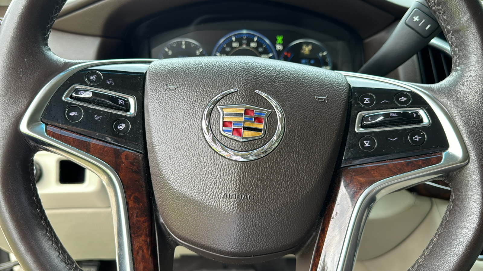 2015 Cadillac Escalade Base 20