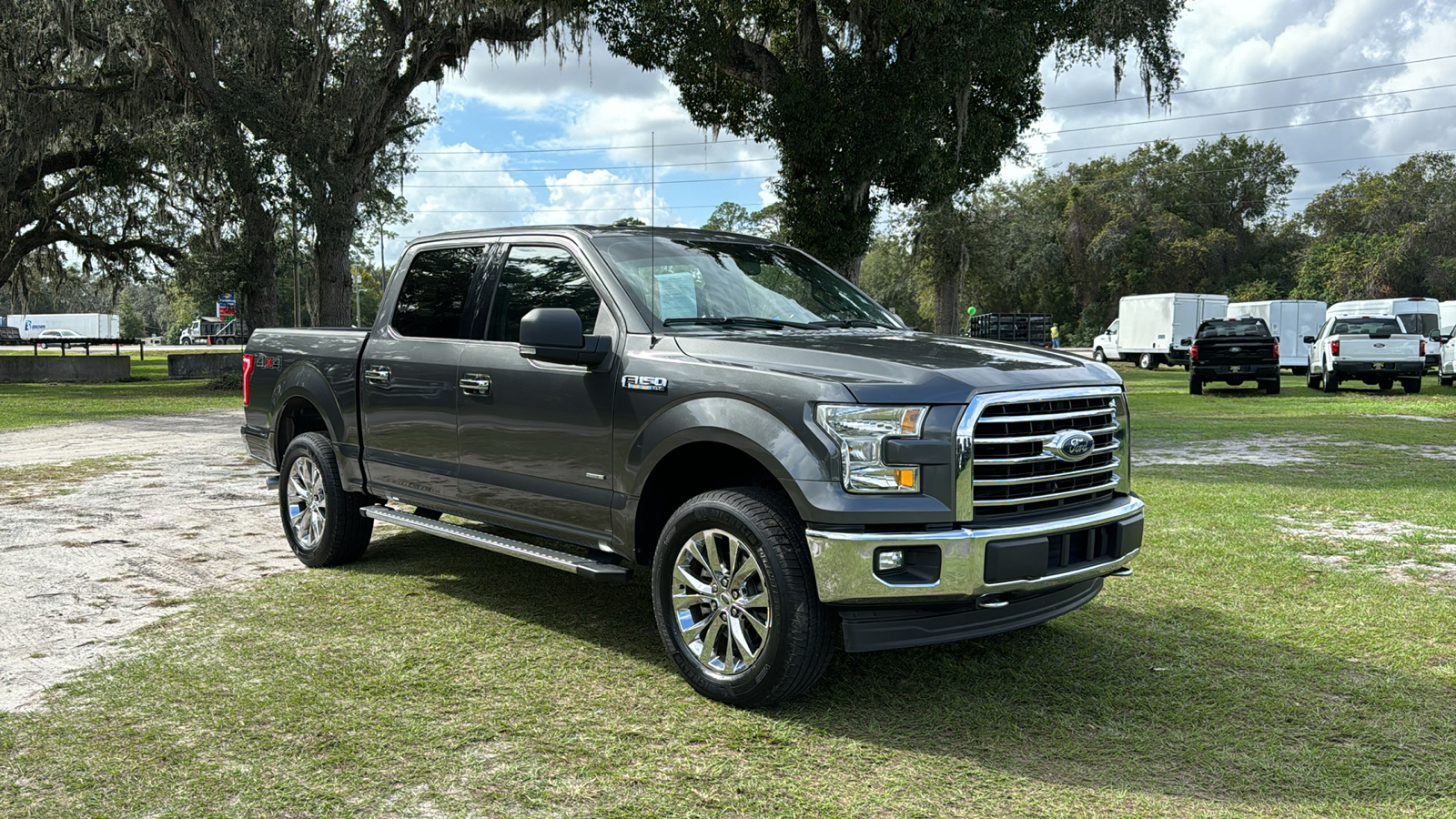 2017 Ford F-150 XLT 1