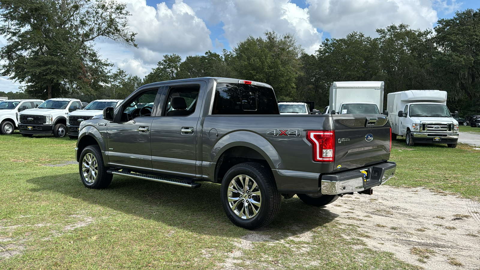 2017 Ford F-150 XLT 4