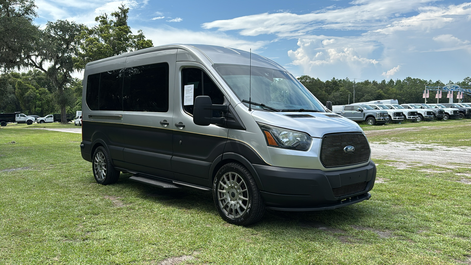 2017 Ford Transit-350 XL 1