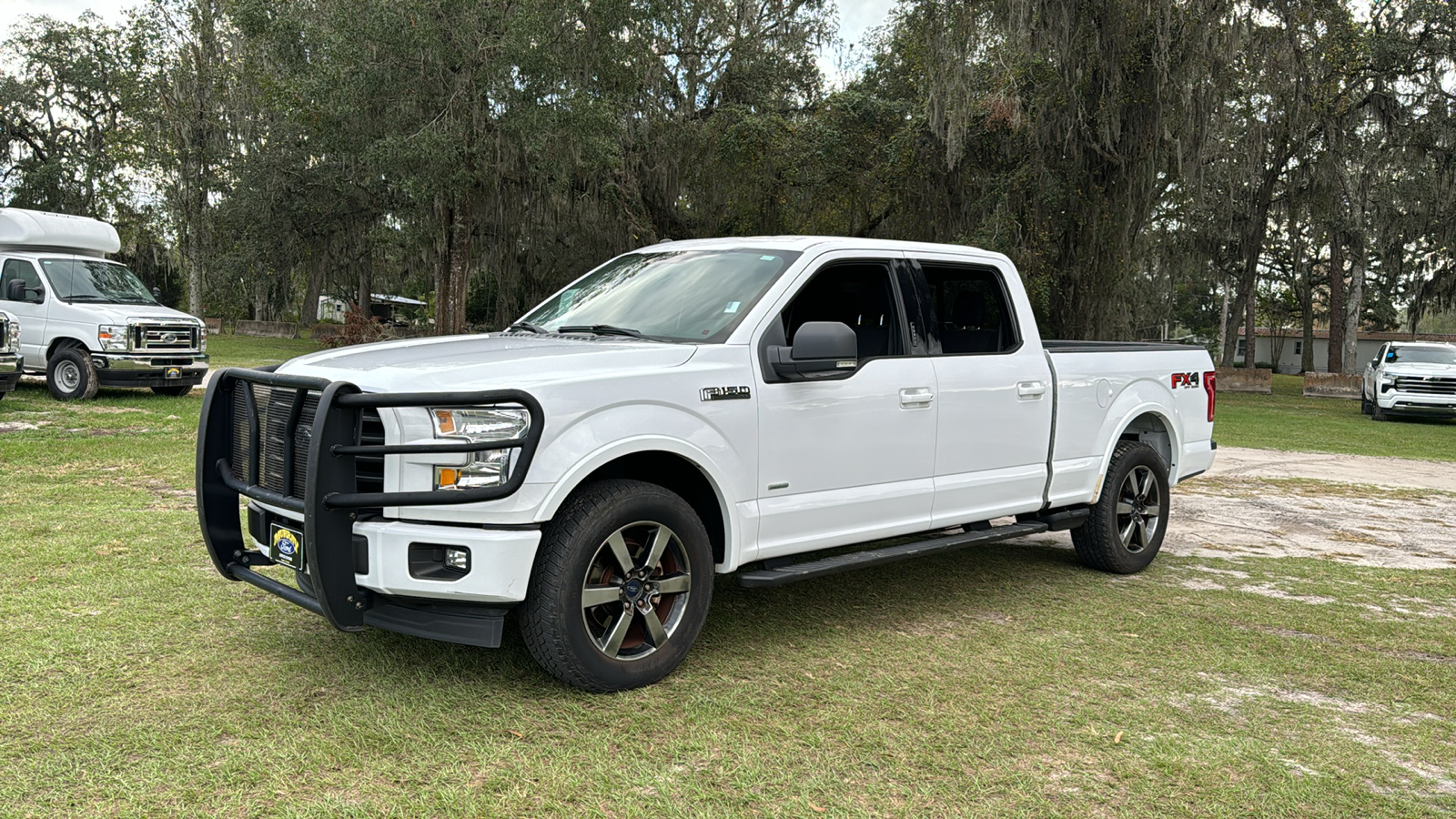 2017 Ford F-150 XLT 2