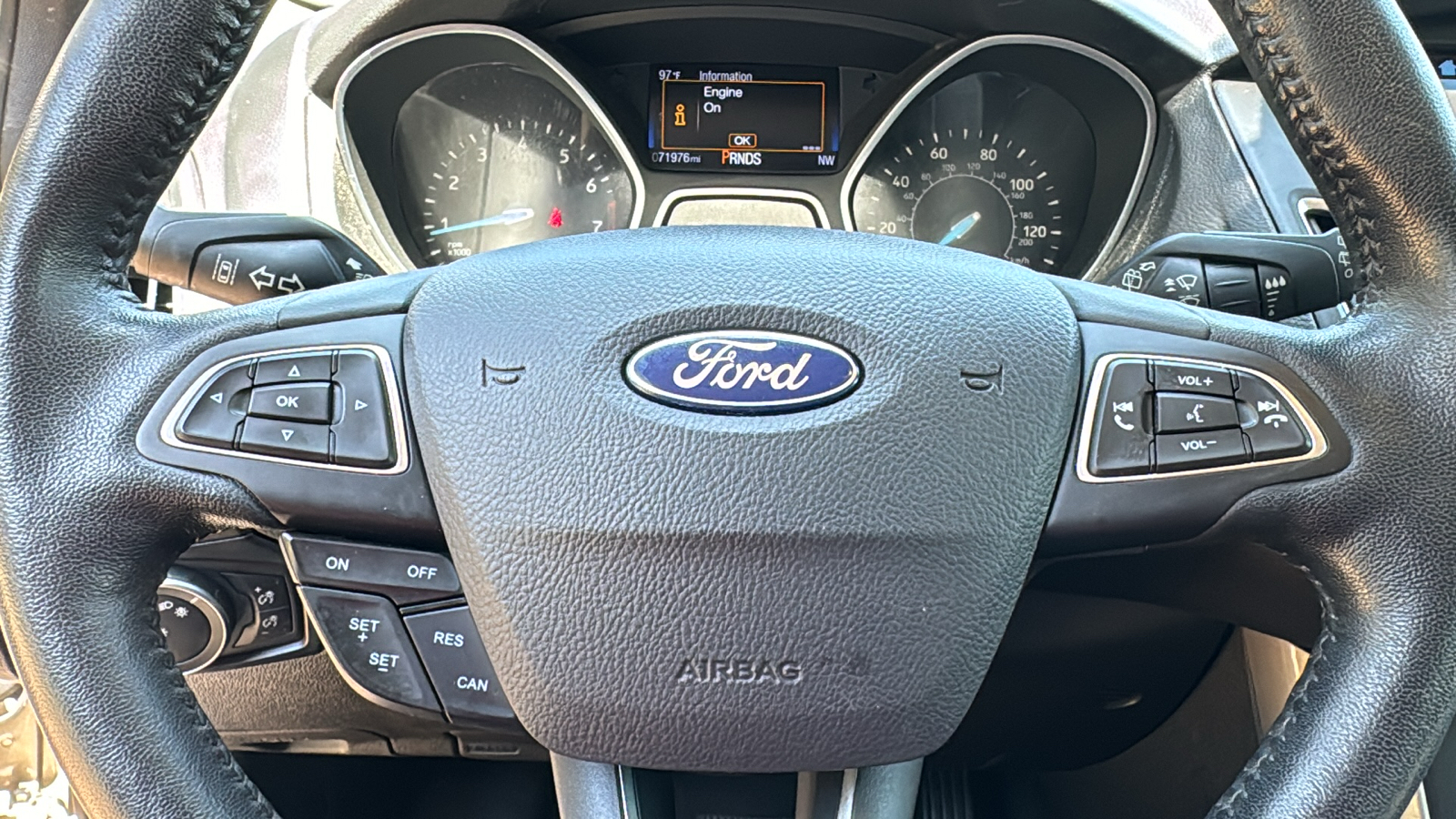 2017 Ford Focus Titanium 18