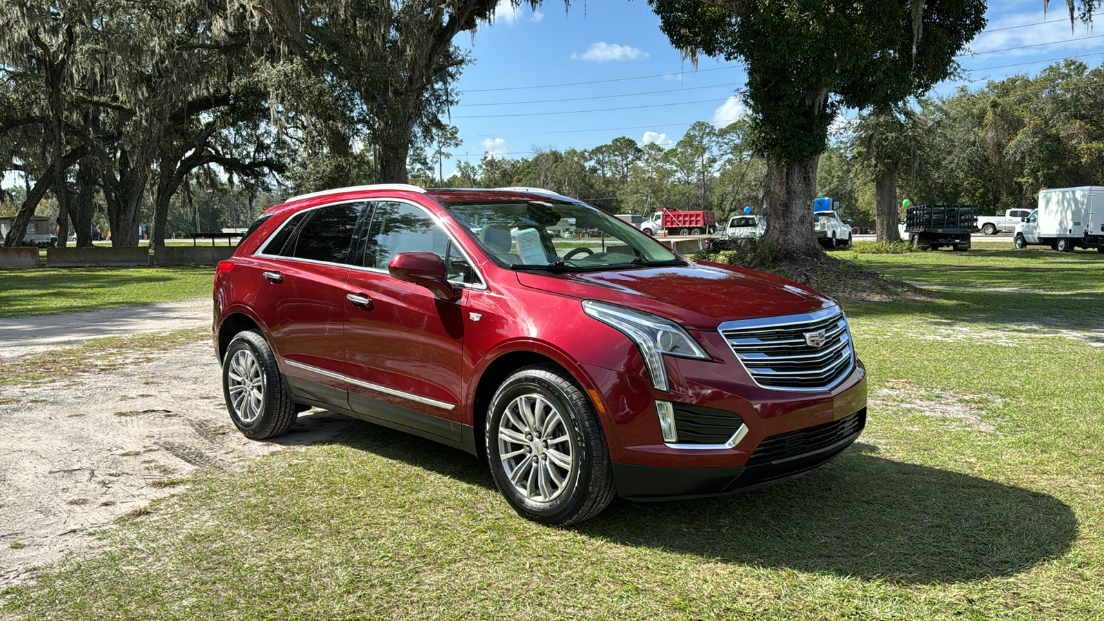 2017 Cadillac XT5 Luxury 1