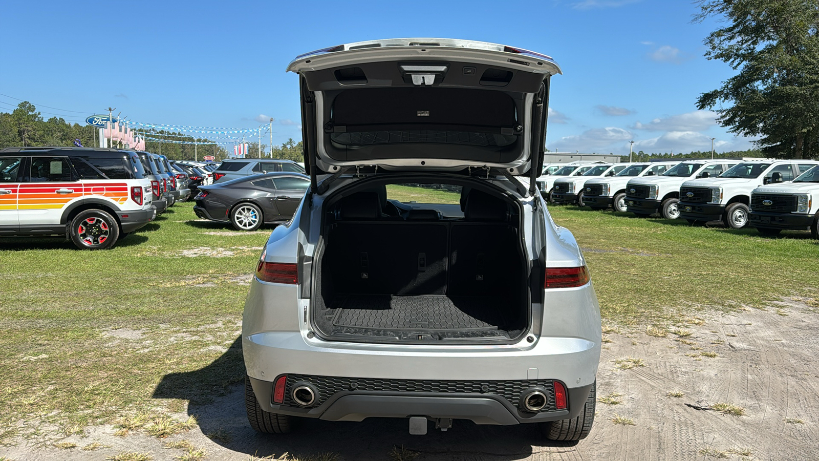 2018 Jaguar E-PACE SE 6