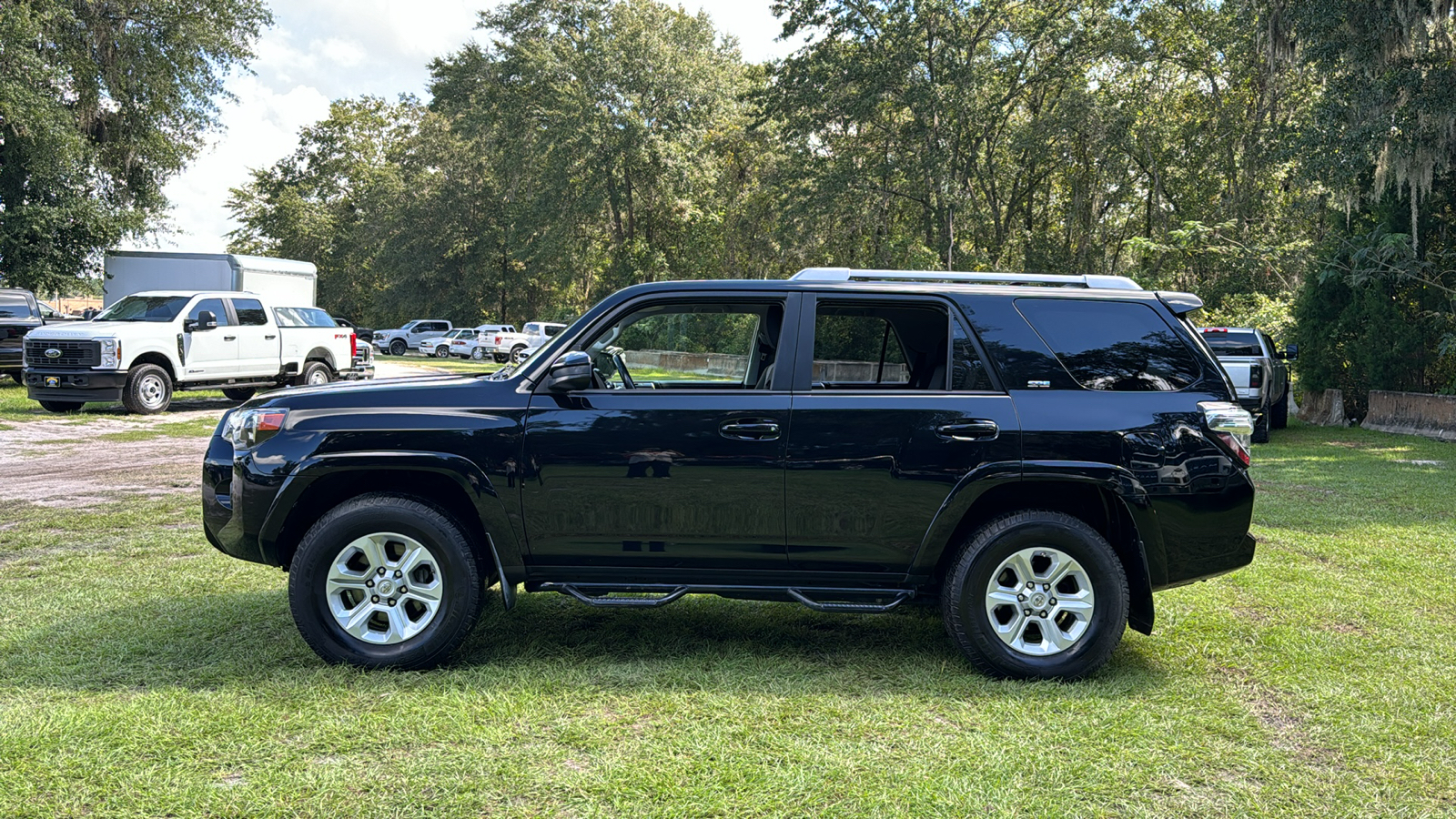 2018 Toyota 4Runner SR5 3