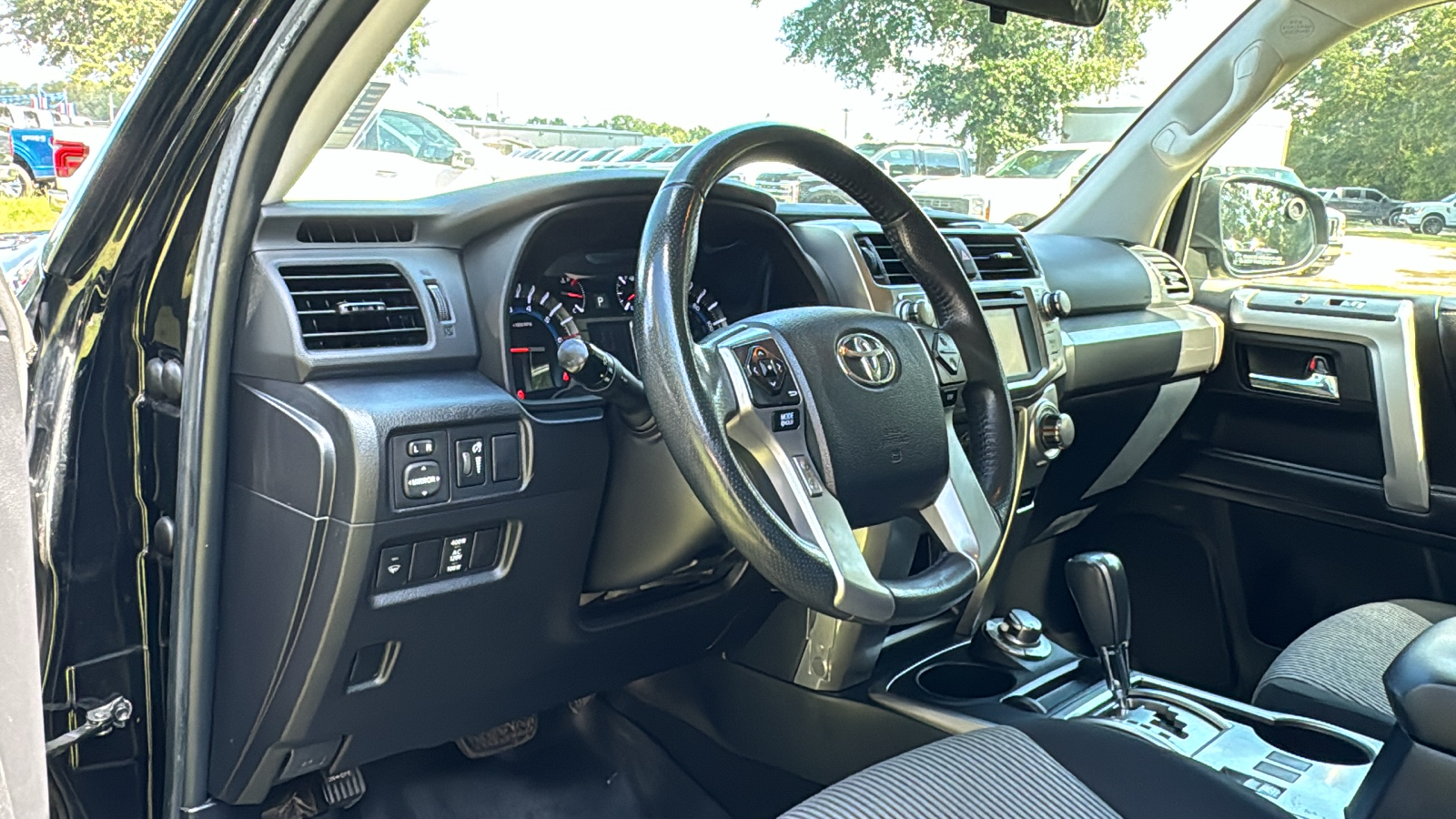 2018 Toyota 4Runner SR5 31