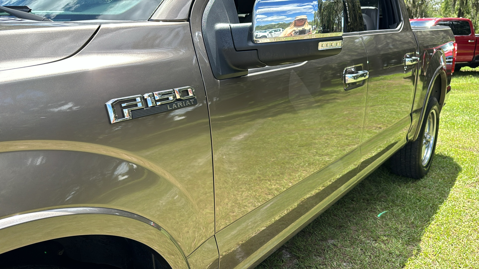 2018 Ford F-150 Lariat 12