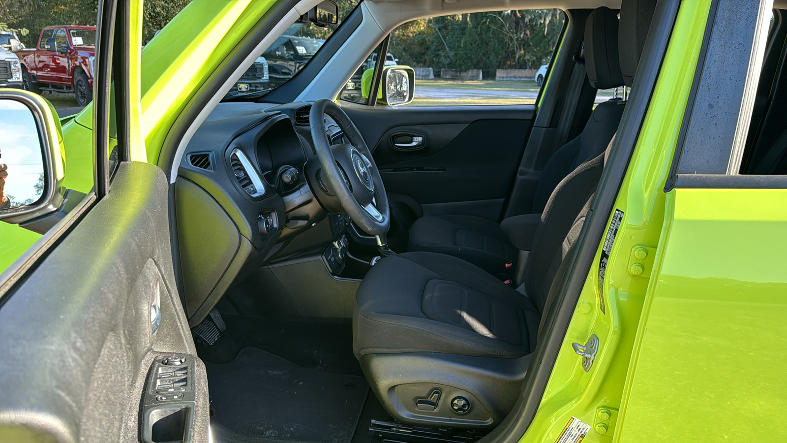 2018 Jeep Renegade Latitude 12