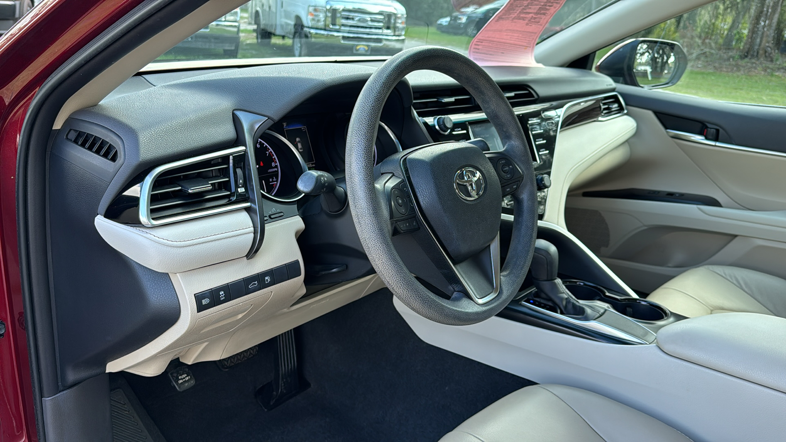 2018 Toyota Camry L 28