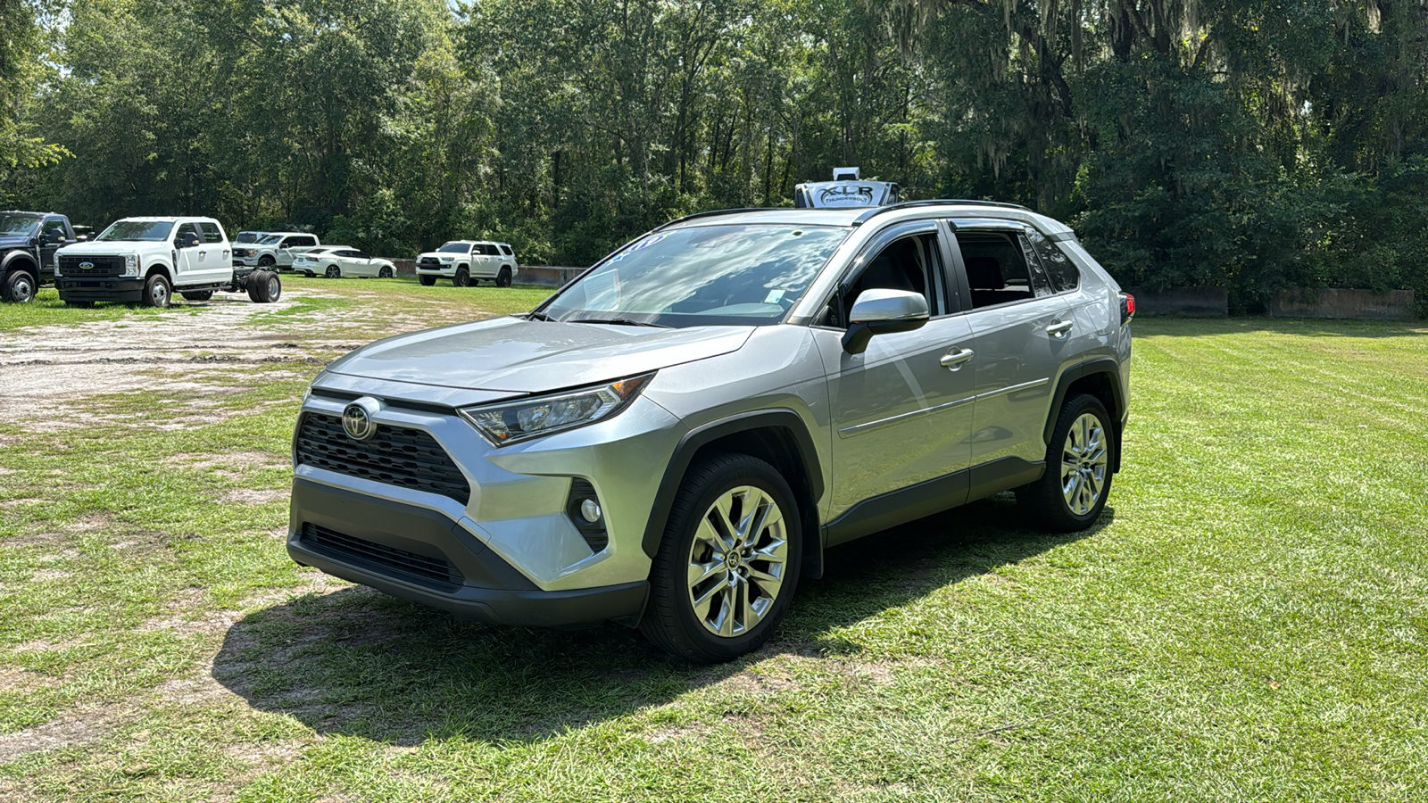 2019 Toyota RAV4 XLE Premium 2