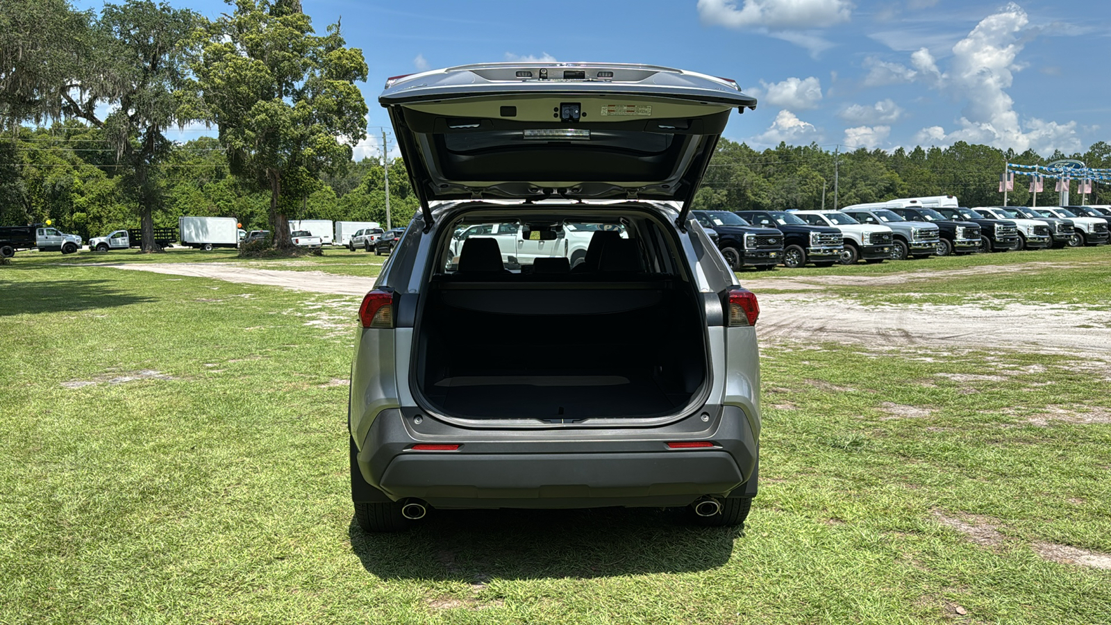 2019 Toyota RAV4 XLE Premium 6