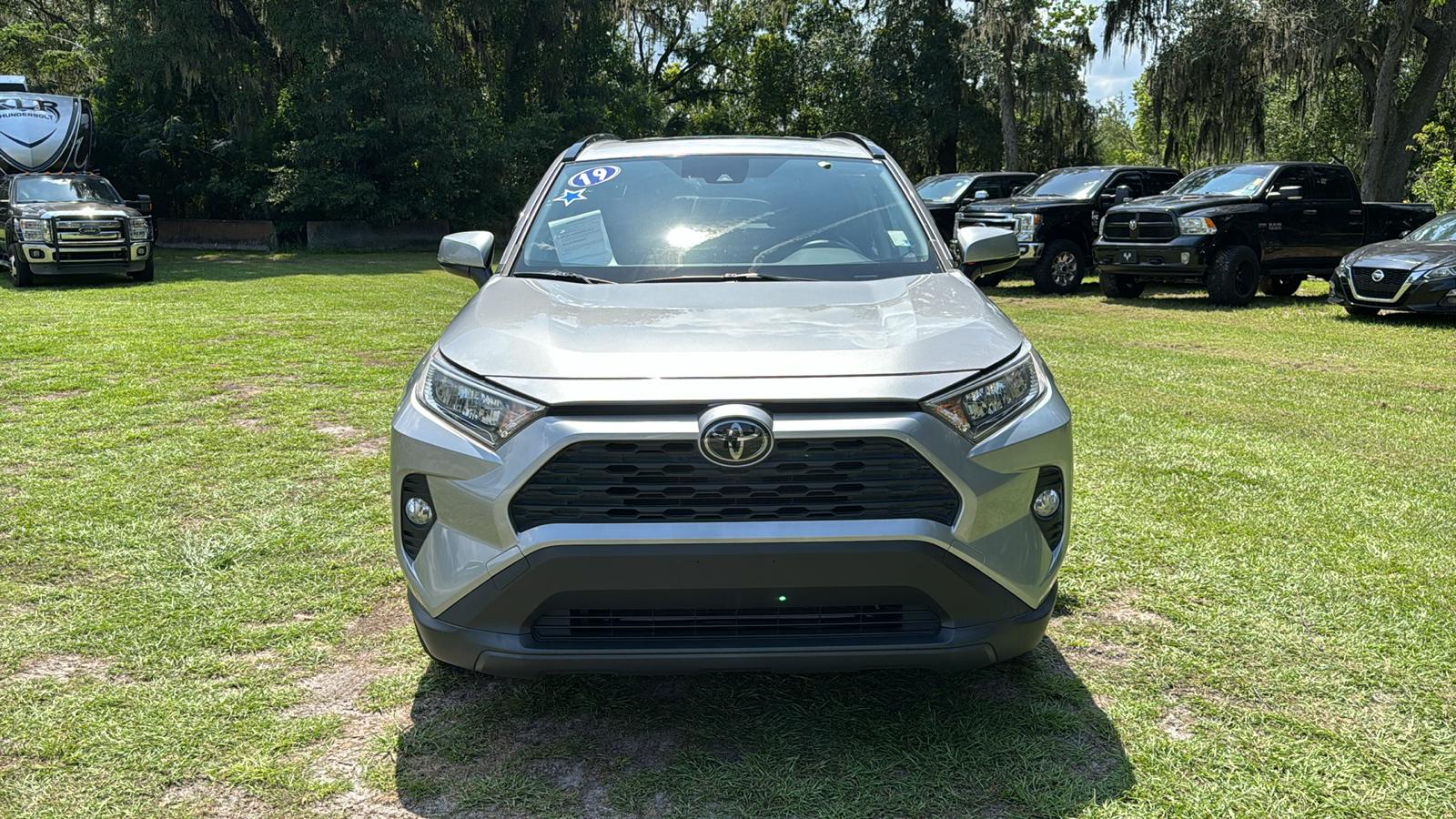 2019 Toyota RAV4 XLE Premium 12