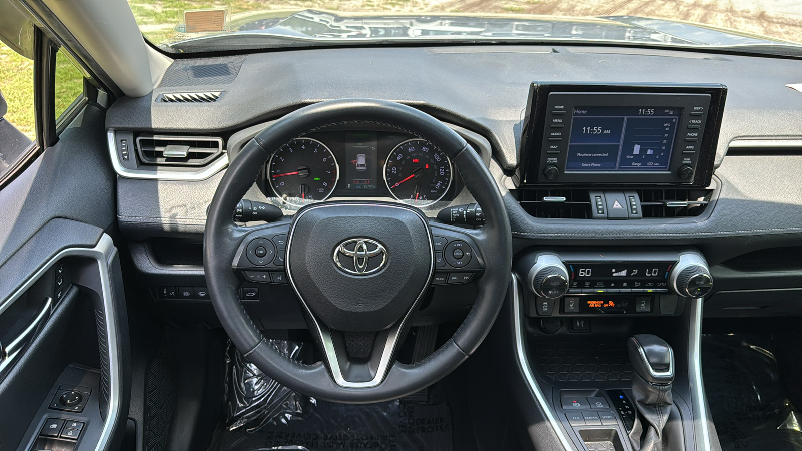 2019 Toyota RAV4 XLE Premium 18