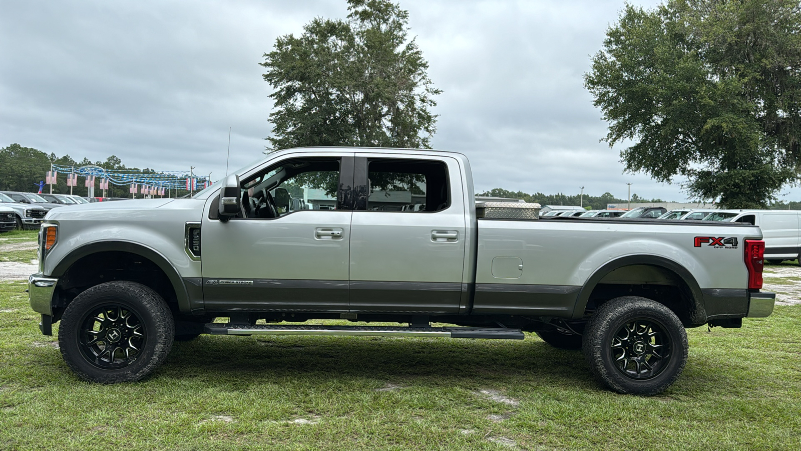 2019 Ford F-350SD Lariat 3