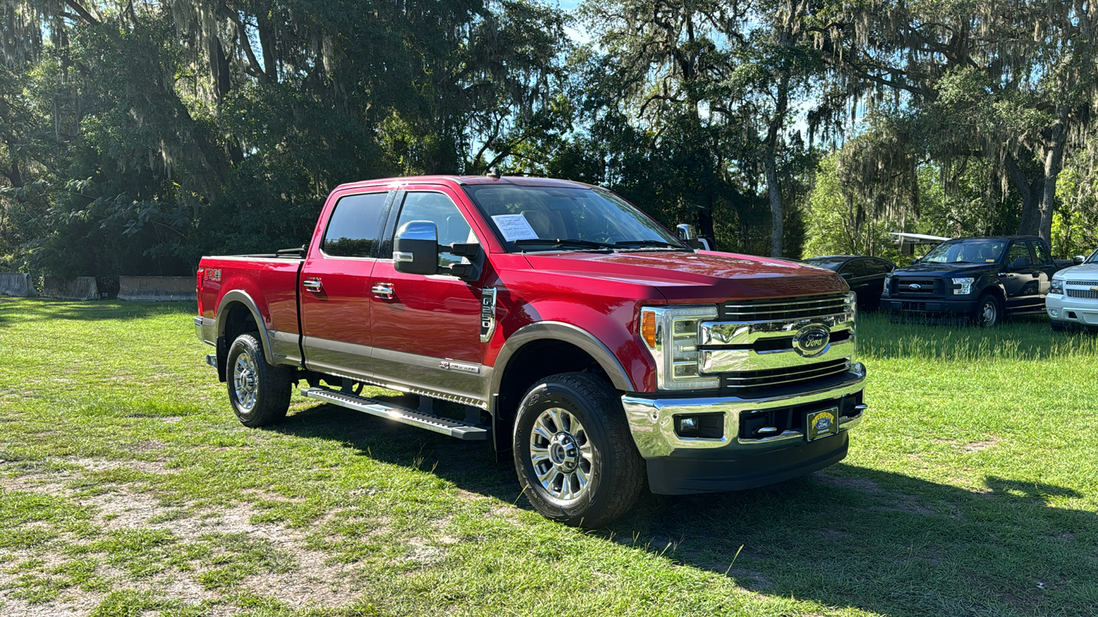 2019 Ford F-250SD Lariat 1