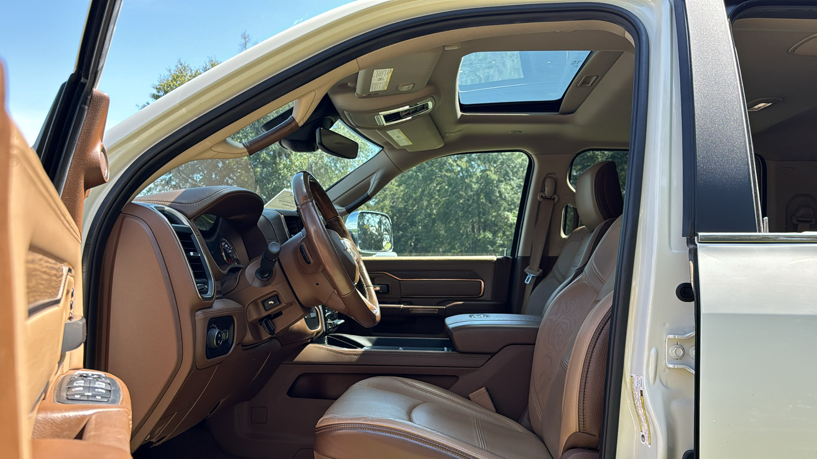 2019 Ram 2500 Laramie Longhorn 17