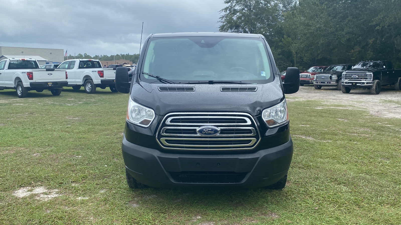 2019 Ford Transit-350 XLT 2