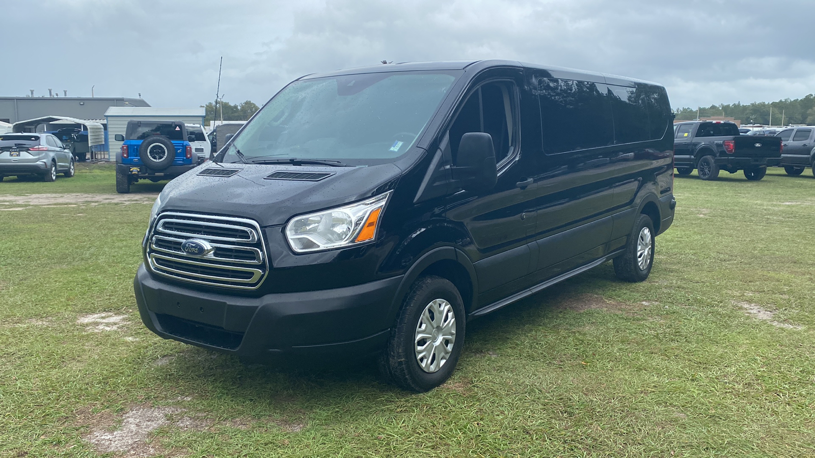 2019 Ford Transit-350 XLT 3